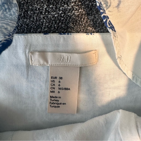 H&M blue and white cross strap button front top, size 6 - Picture 3 of 5